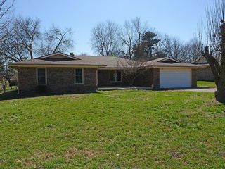 Foreclosed Home - 1720 E HOLIDAY ST, 65804