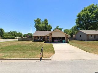 Foreclosed Home - 1376 E HANOVER ST, 65804