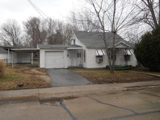 Foreclosed Home - 717 W MADISON ST, 65806