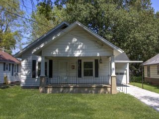 Foreclosed Home - 2115 W ELM ST, 65806