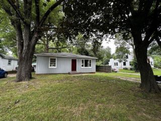 Foreclosed Home - 2637 W LINCOLN ST, 65806
