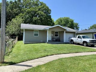 Foreclosed Home - 2544 W BLACKBURN DR, 65807