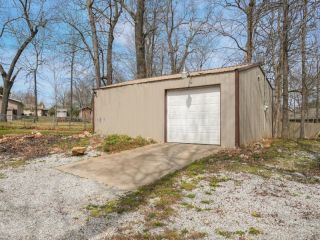 Foreclosed Home - 734 S STRATFORD DR, 65809
