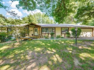 Foreclosed Home - 1508 S BEDFORD RD, 65809