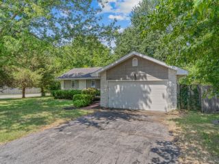 Foreclosed Home - 4467 S MEADOWLARK DR, 65810