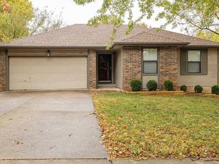 Foreclosed Home - 1159 W GRAYROCK DR, 65810