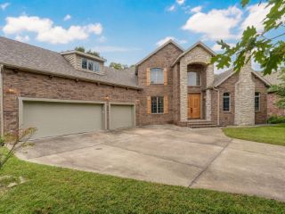 Foreclosed Home - 5165 S STONE CIR, 65810
