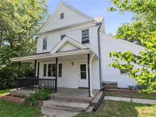 Foreclosed Home - 701 N 13TH ST, 66002