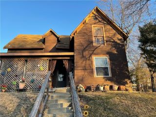 Foreclosed Home - 928 N 7TH ST, 66002