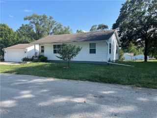 Foreclosed Home - 15621 RIPLEY ST, 66007