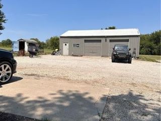 Foreclosed Home - 20900 S MOONLIGHT RD, 66030