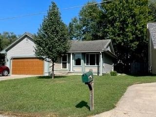 Foreclosed Home - 706 N 2ND ST, 66043