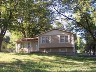 Foreclosed Home - 1904 OSAGE ST, 66048