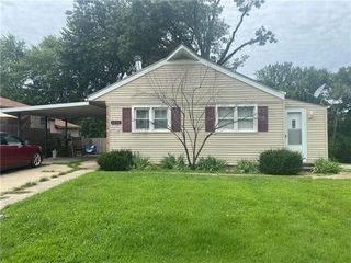 Foreclosed Home - 1202 LAWRENCE AVE, 66048