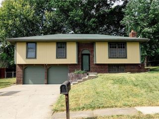 Foreclosed Home - 809 N 16TH TER, 66048