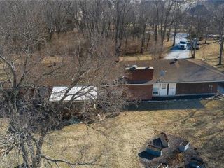 Foreclosed Home - 1008 N 1700 RD, 66049