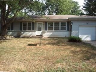 Foreclosed Home - 512 E SPRUCE ST, 66061