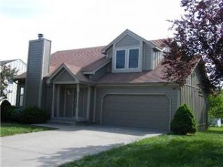 Foreclosed Home - 102 S JANELL DR, 66061
