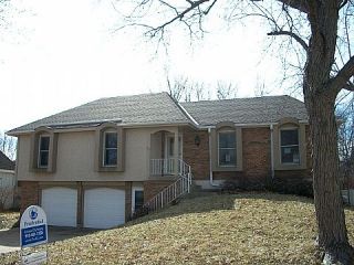 Foreclosed Home - 16645 W 146TH ST, 66062