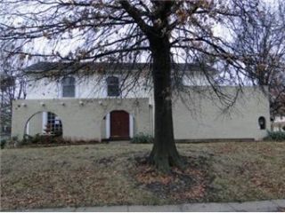 Foreclosed Home - 1101 S CLAIRBORNE RD, 66062