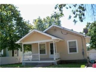 Foreclosed Home - 1105 PACIFIC AVE, 66064
