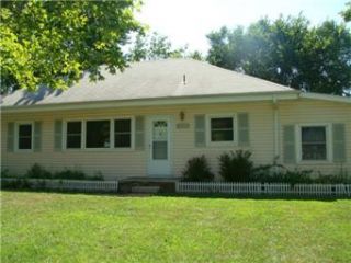 Foreclosed Home - 1114 N CHERRY ST, 66067