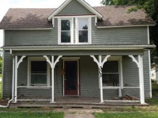 Foreclosed Home - 301 E 12TH ST, 66075