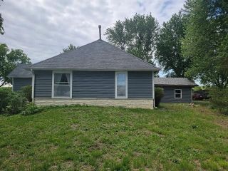 Foreclosed Home - 2614 CLARK RD, 66080