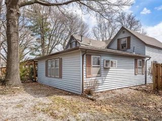 Foreclosed Home - 115 W 7TH ST, 66092