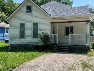 Foreclosed Home - 307 WALNUT ST, 66092