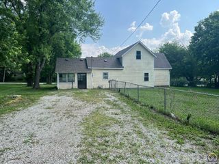 Foreclosed Home - 406 POPLAR ST, 66097