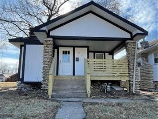 Foreclosed Home - 1875 MINNESOTA AVE, 66102