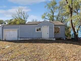 Foreclosed Home - 1934 N 46TH ST, 66102