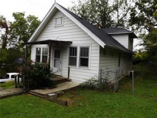 Foreclosed Home - List 100336180