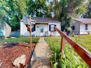 Foreclosed Home - 4926 NATOMA ST, 66106
