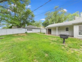 Foreclosed Home - 3627 DOVER ST, 66106