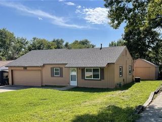 Foreclosed Home - 2302 S 37TH ST, 66106