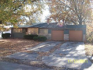 Foreclosed Home - 8109 OAKLAND AVE, 66112