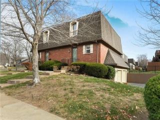 Foreclosed Home - 5903 ROBINSON LN, 66202
