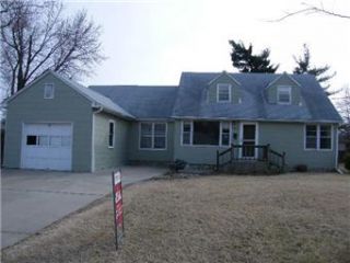 Foreclosed Home - 6801 FLOYD ST, 66204