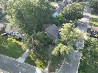 Foreclosed Home - 5319 SYCAMORE DR, 66205