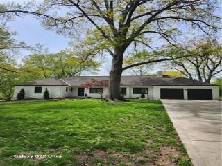 Foreclosed Home - 9716 LEE BLVD, 66206