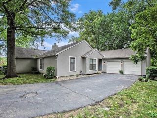 Foreclosed Home - 10743 OAKMONT ST, 66210