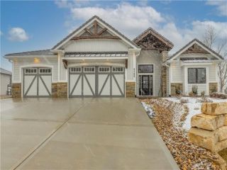 Foreclosed Home - 9321 COTTONWOOD CANYON DR, 66219