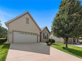 Foreclosed Home - 9047 MEADOW VIEW DR, 66227