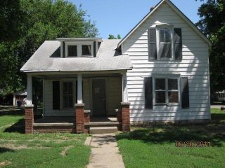 Foreclosed Home - 304 W 15TH ST, 66441