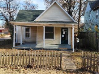Foreclosed Home - 302 SW TAYLOR ST, 66603