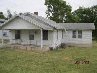 Foreclosed Home - 1814 SW FAIRLAWN RD, 66604