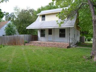 Foreclosed Home - 2700 SW 10TH AVE, 66604