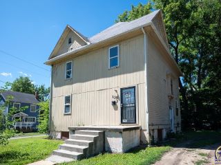 Foreclosed Home - 1353 SW WESTERN AVE, 66604